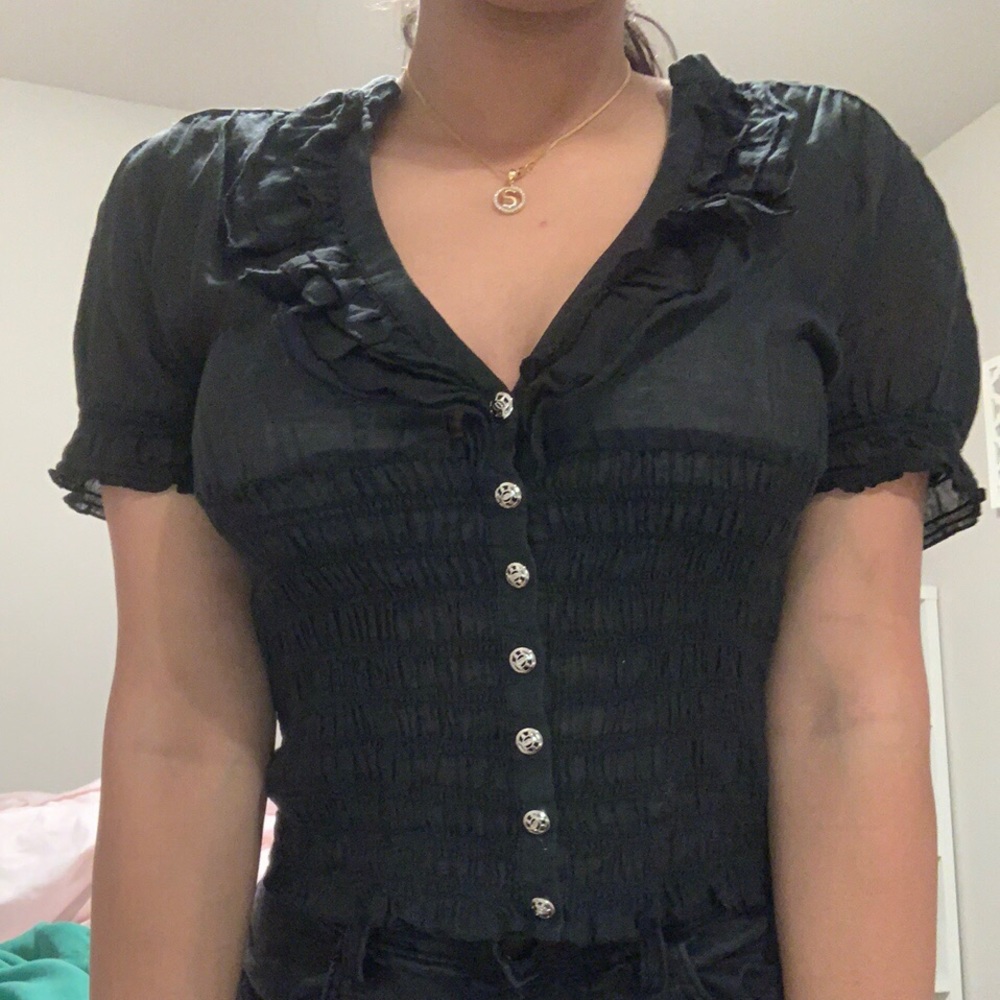 black bebe blouse 🖤